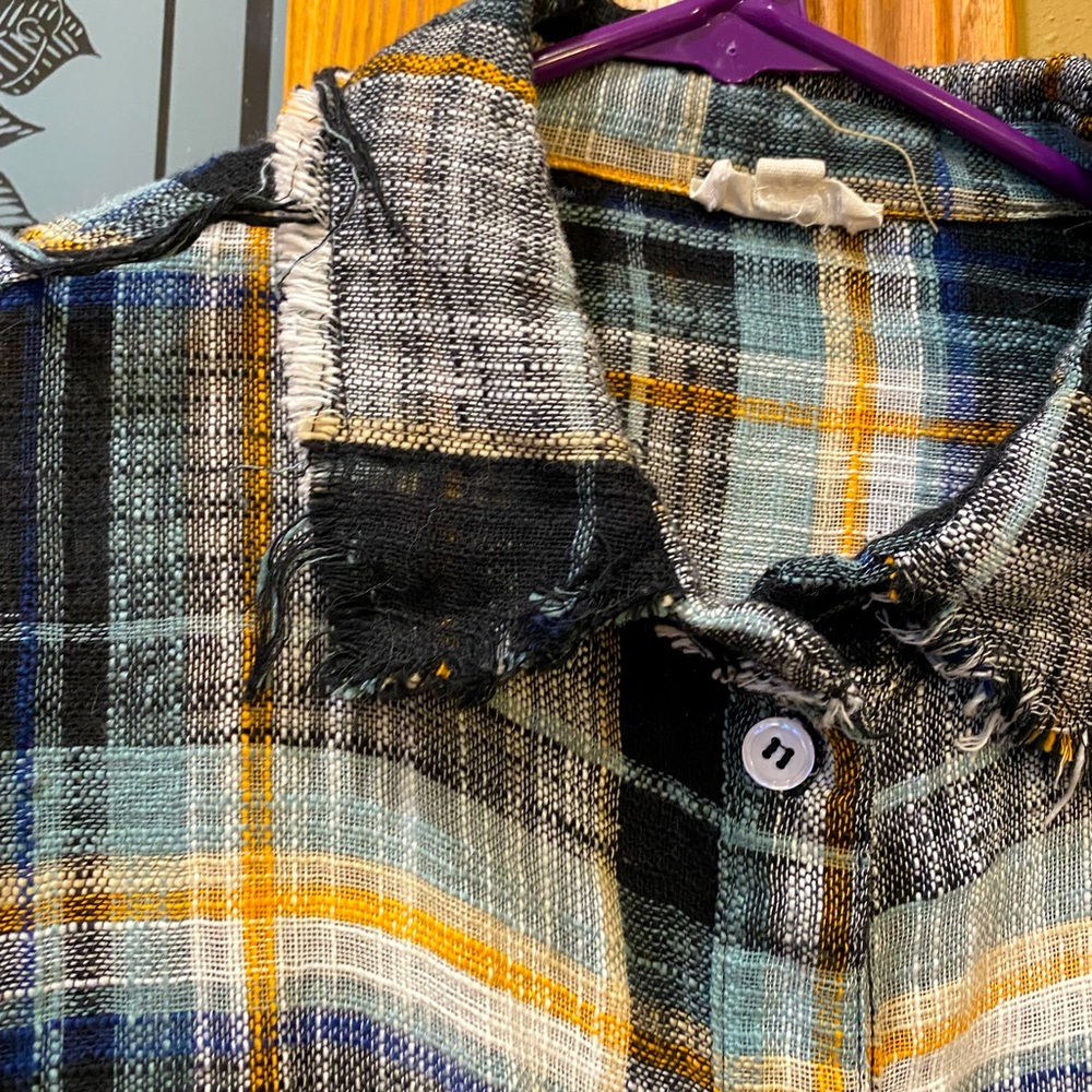 Light black plaid button down - Picture 2 of 3